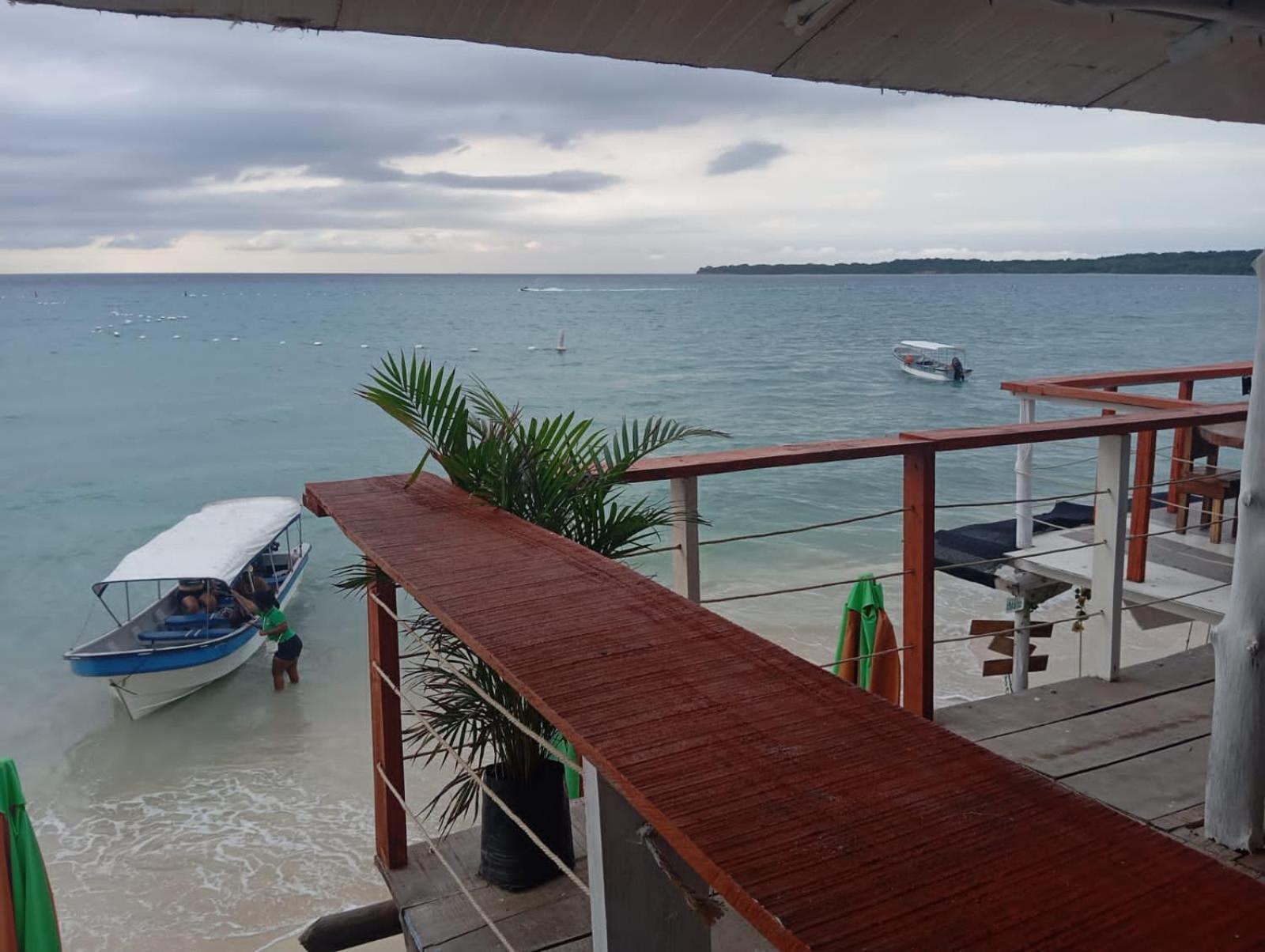 Chamos Guest house *