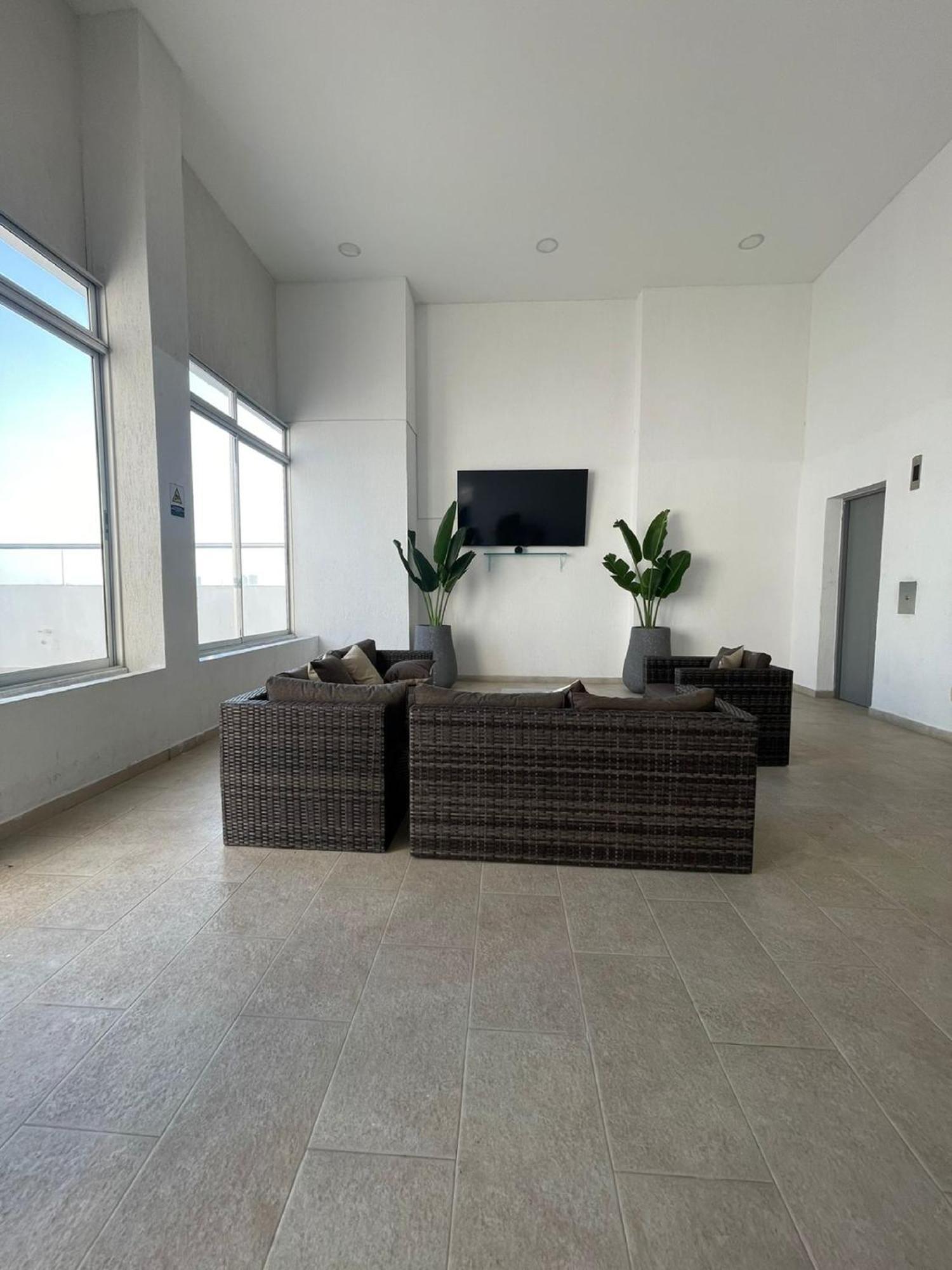 Apartment Close To Historic And