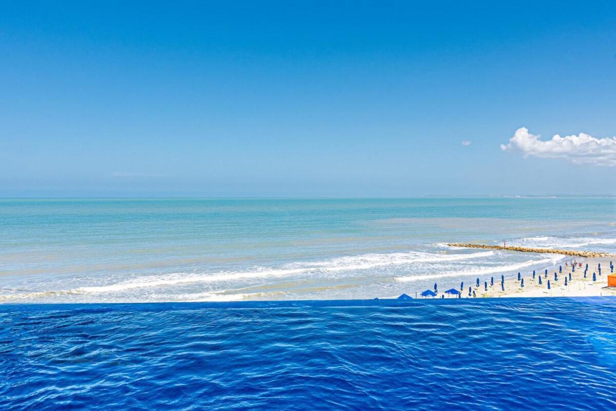 Apartment Dreams Luxury Oceanfront Wpool 2