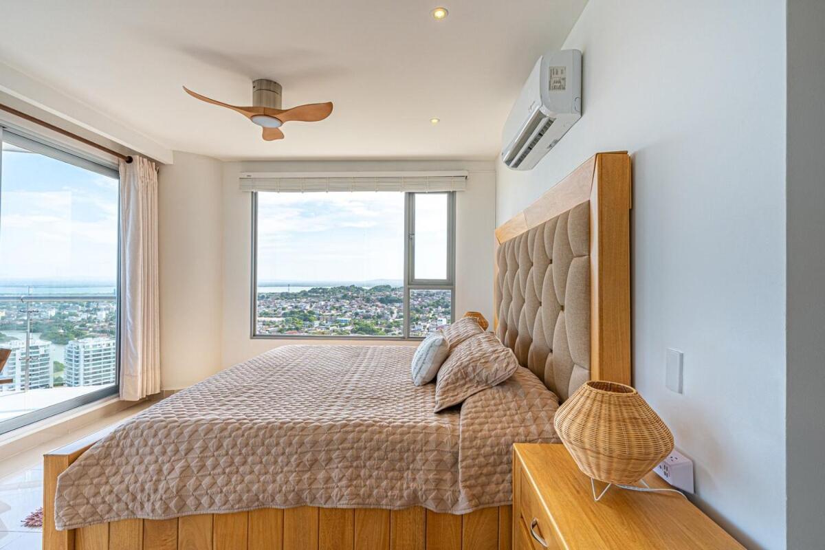 Dreams Luxury Oceanfront Wpool 2