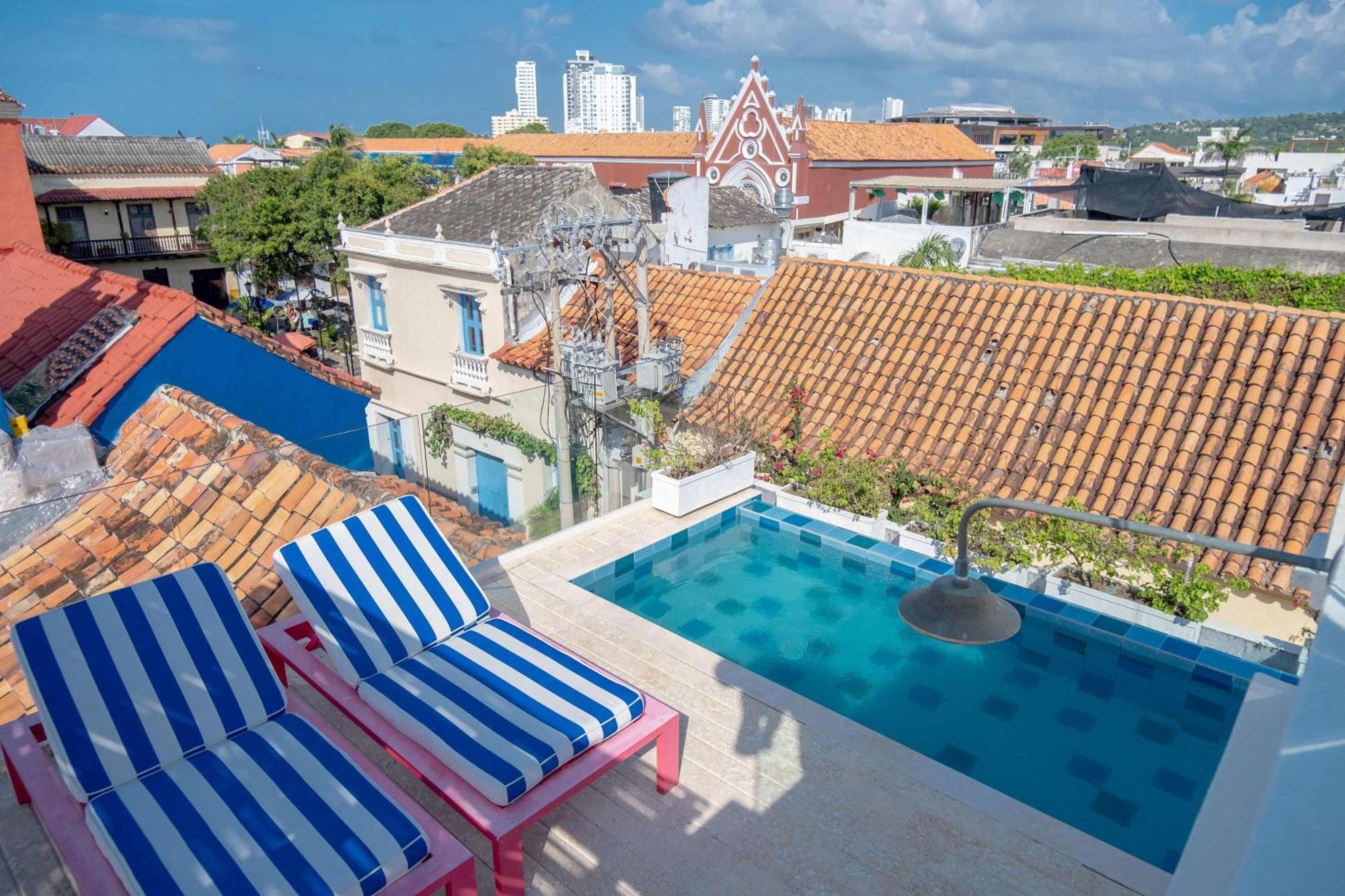 Apartment Fantastic House With Amazing Pool In *