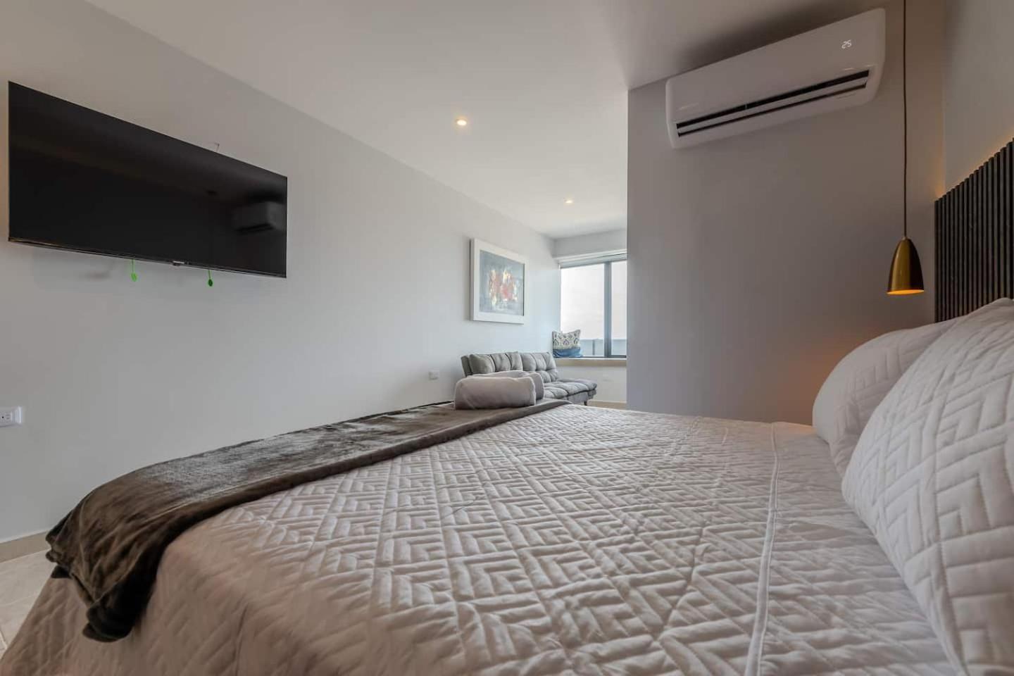 Unbeatable Location -exclusive Views- Clock Tower Cartagena