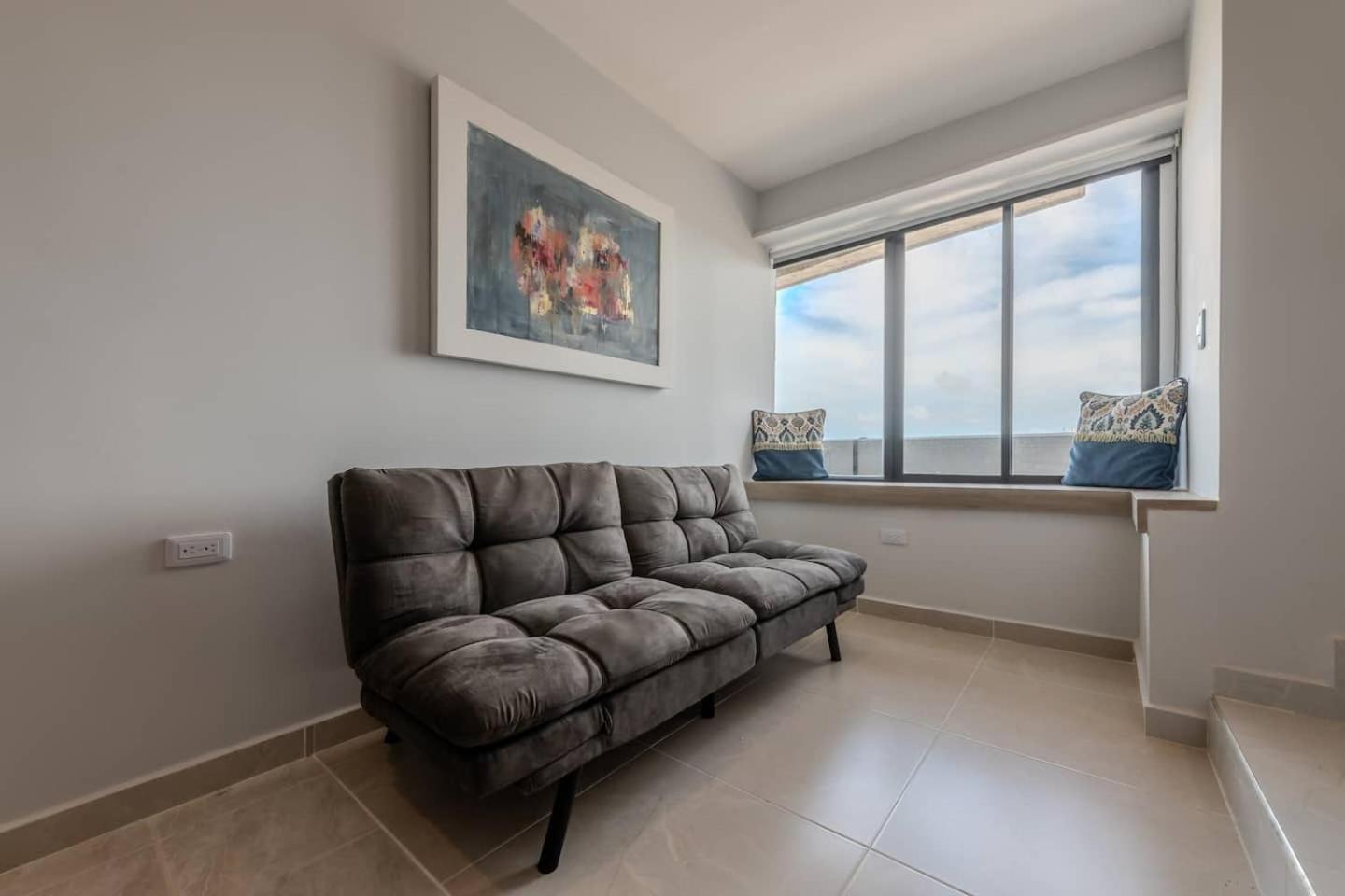 Unbeatable Location -exclusive Views- Clock Tower Apartment Cartagena