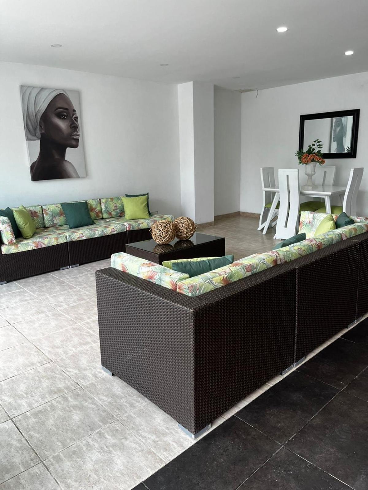 Apartment Apartamento Luxury Playa Azul Cartagena Frente Al Mar 200M *
