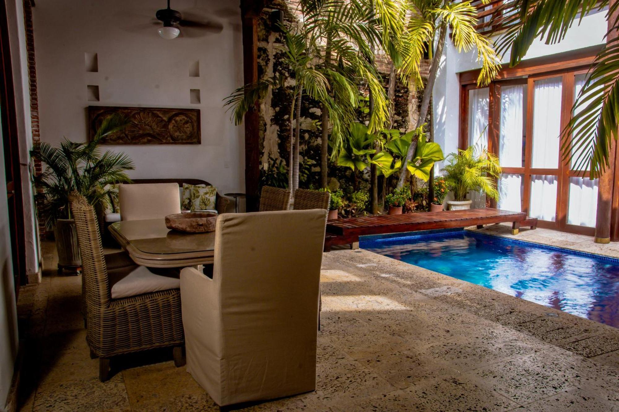 5 Bedroom Inside Of The Walled Cartagena
