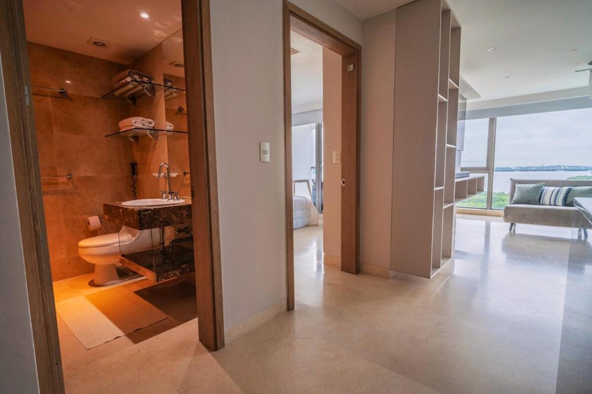 Apartment Modern Beachfront At Radisson *
