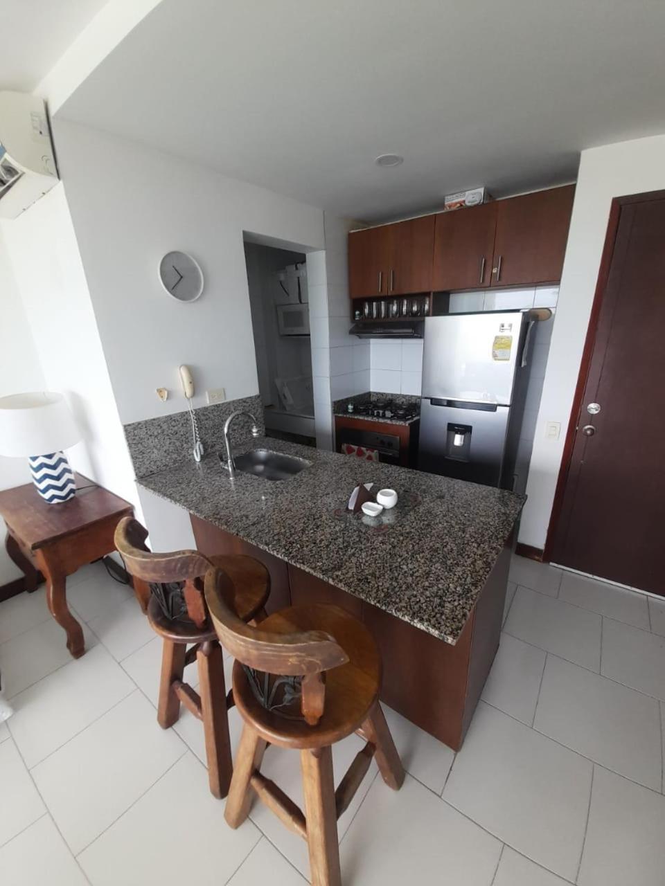 Morros Con Acceso Directo A La Playa Apartment *