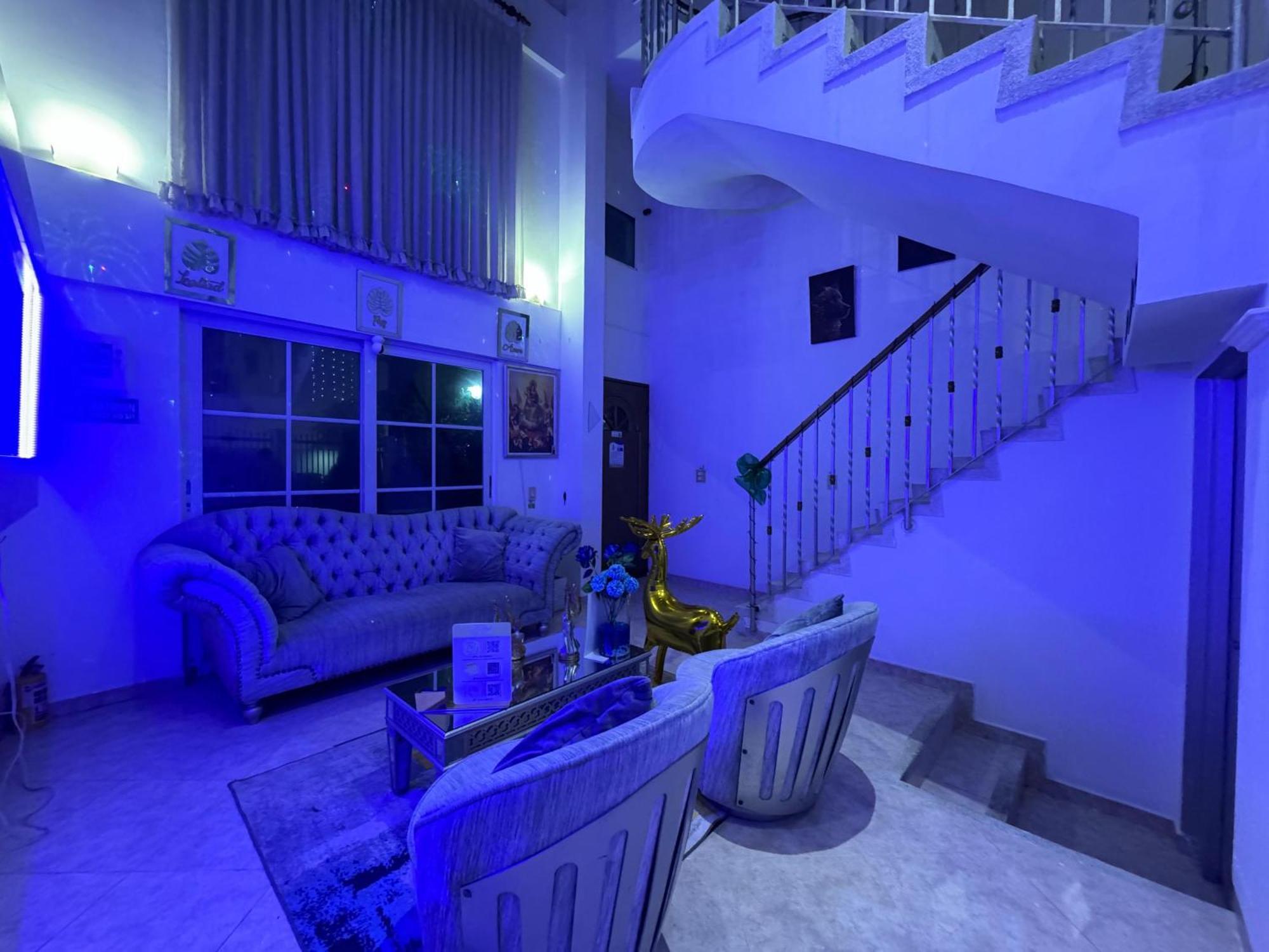 Homestay De Lujo Con Aire Acondicionado - 2 Camas Dobles Cartagena