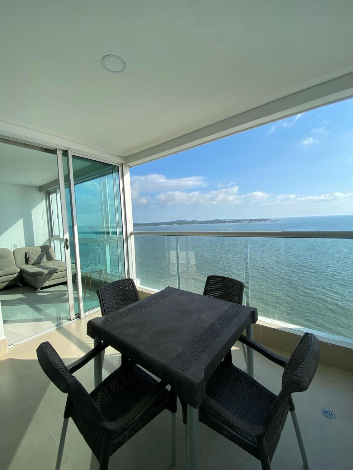 Sunset Apartment *