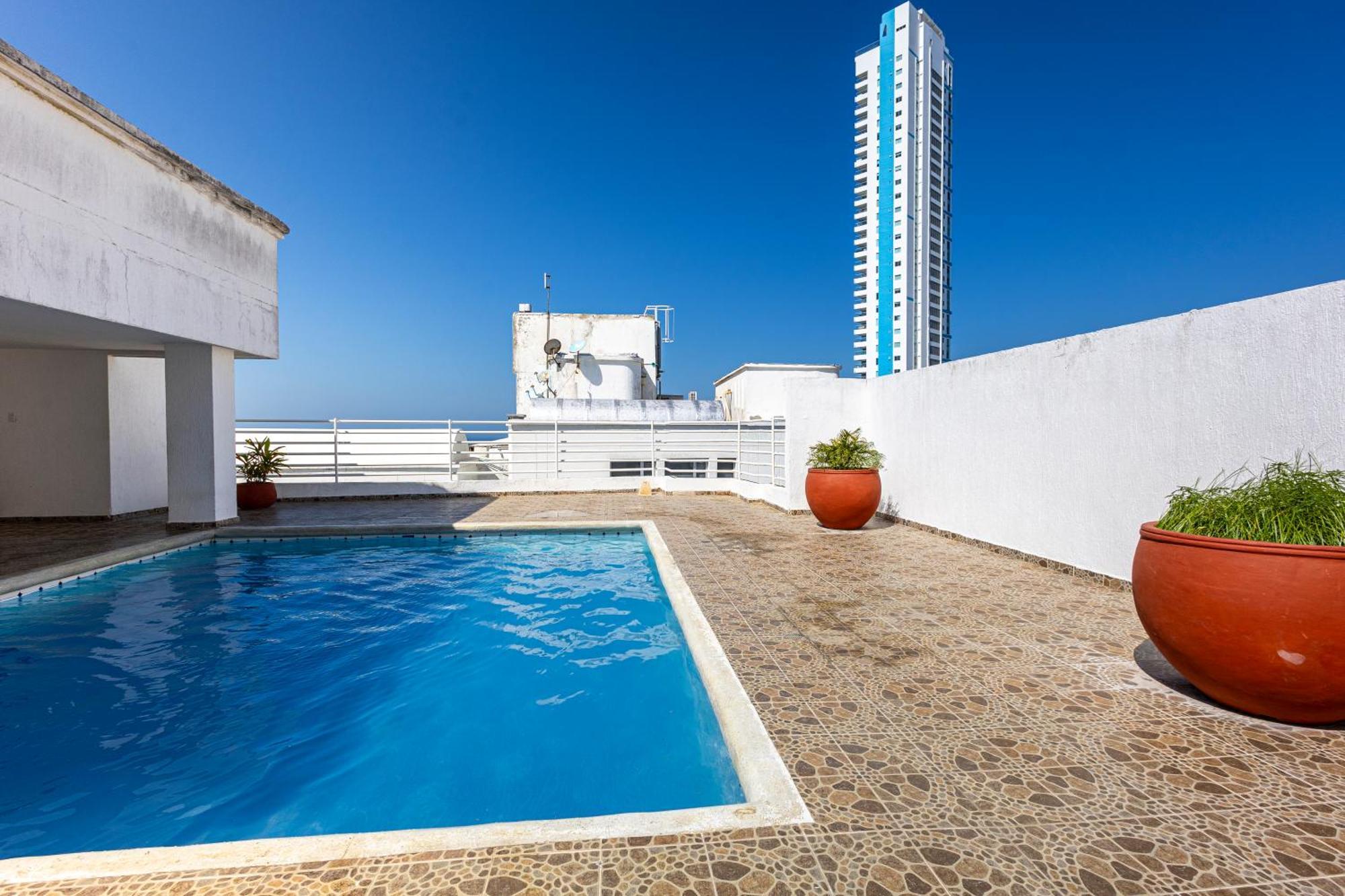 Caribbean Sunset - Livin Colombia Apartment *