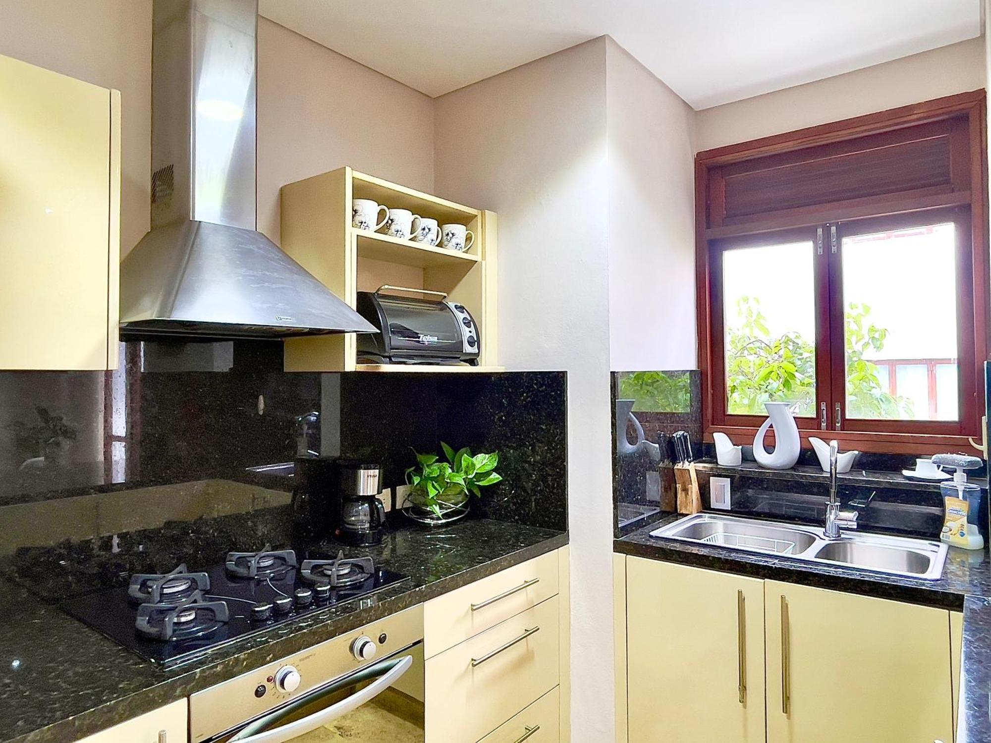 1br Modern In Old In Colonial Building Apartment *