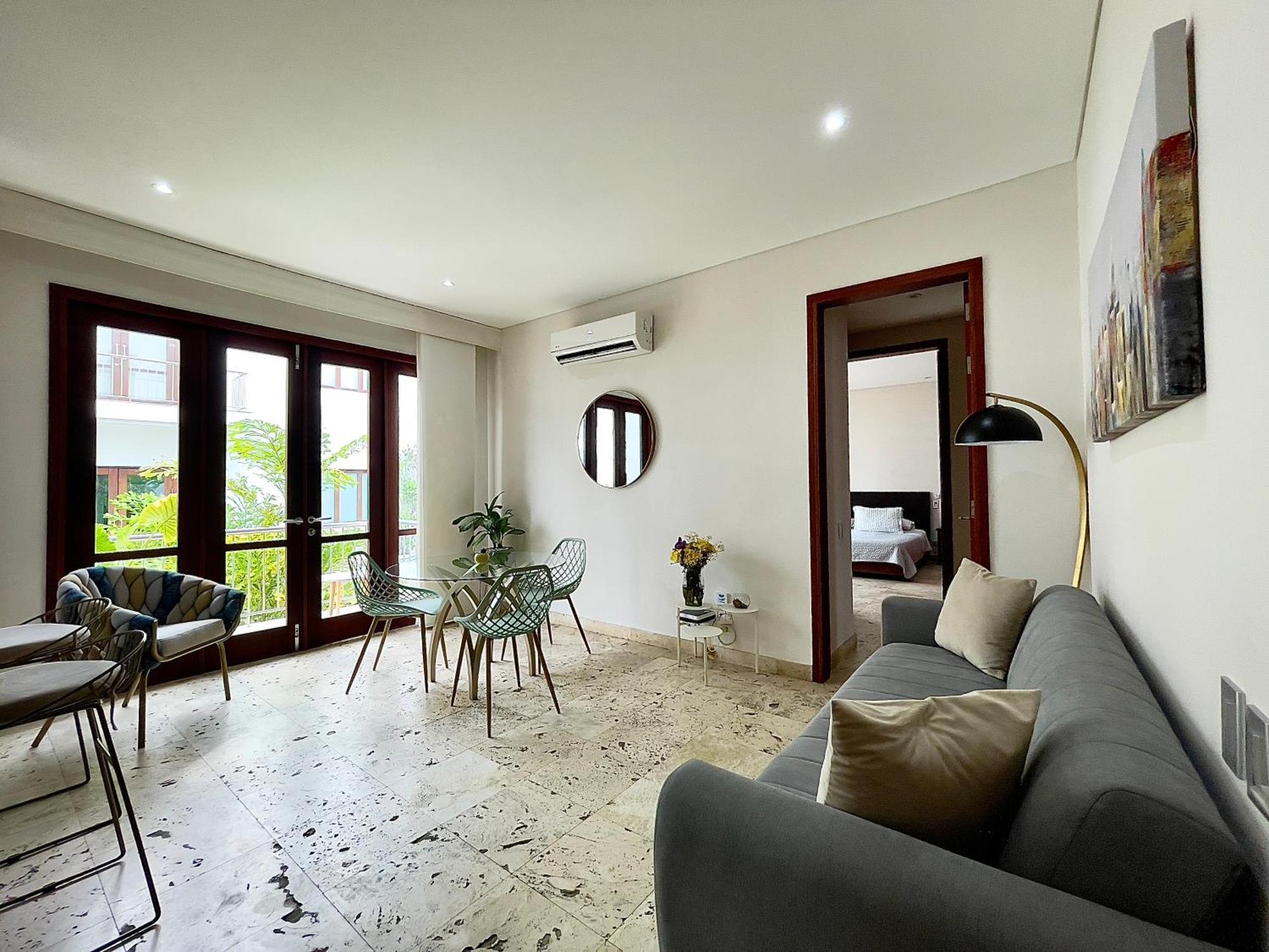 1br Modern In Old In Colonial Building Apartment *