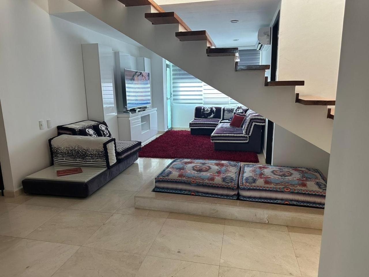 Lujoso Penthouse Duplex 403m2 Con Terraza Privada Y Vista Al Mar *