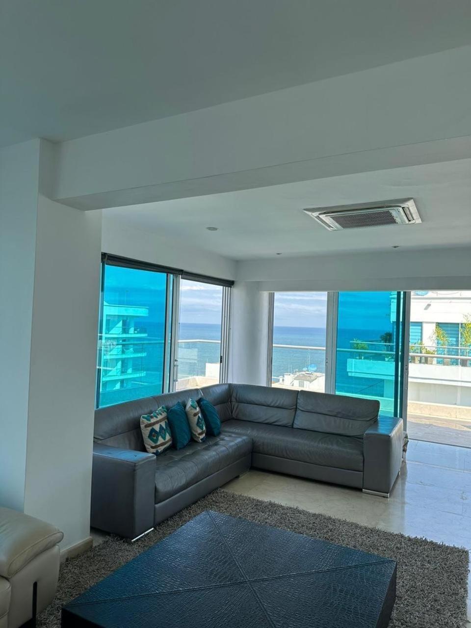 Lujoso Penthouse Duplex 403m2 Con Terraza Privada Y Vista Al Mar Cartagena
