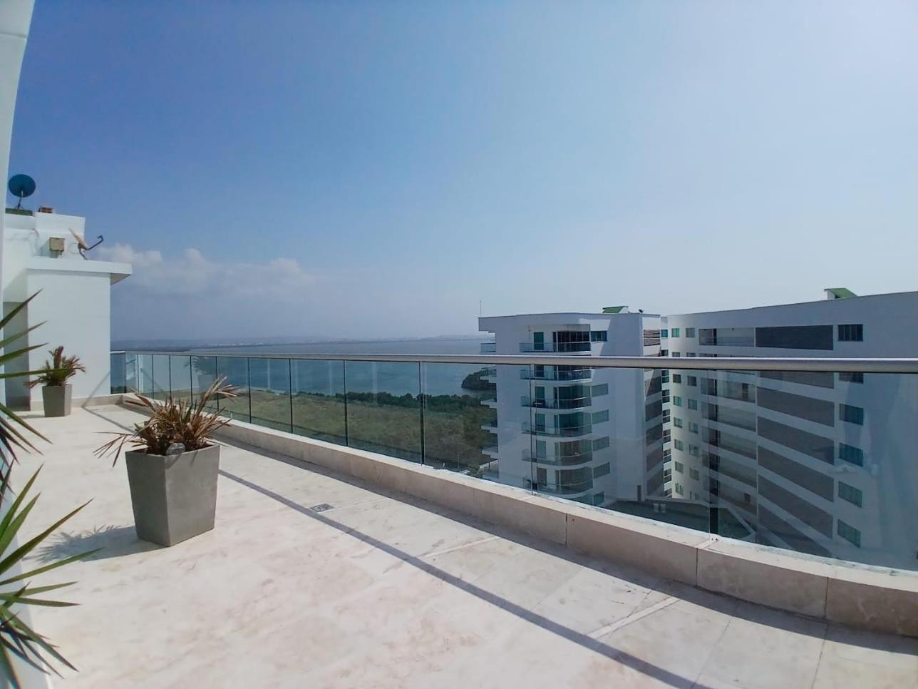 Lujoso Penthouse Duplex 403m2 Con Terraza Privada Y Vista Al Mar Apartment