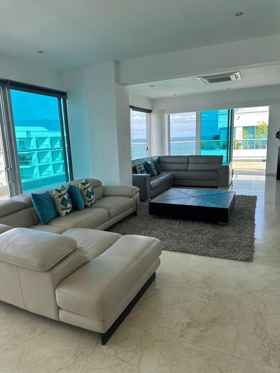 Lujoso Penthouse Duplex 403m2 Con Terraza Privada Y Vista Al Mar Apartment Cartagena