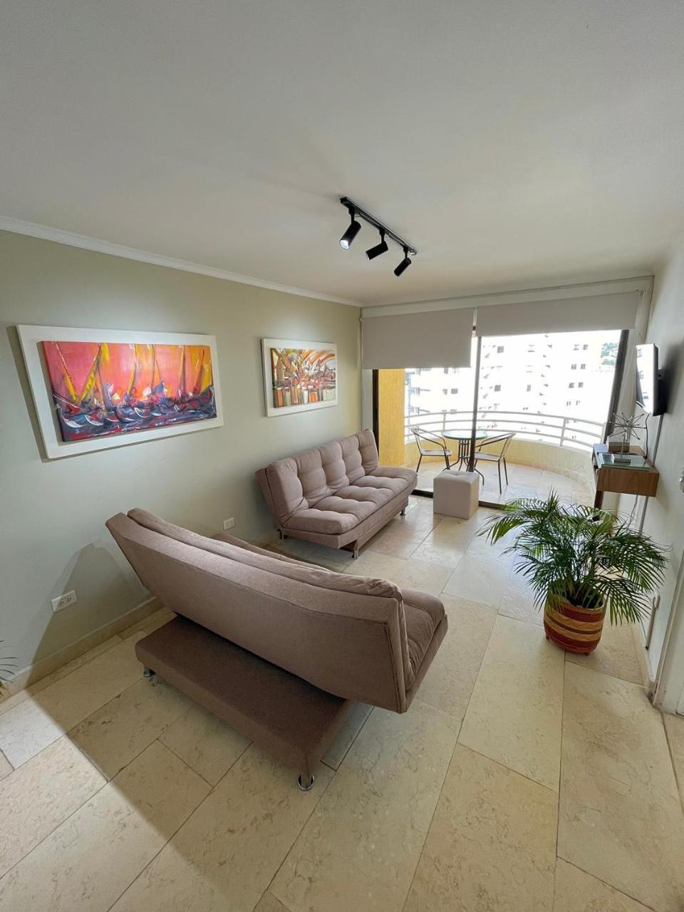 Apartamento Cabrero 1111 *