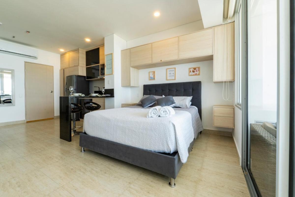 Apartment Skyline Haven *