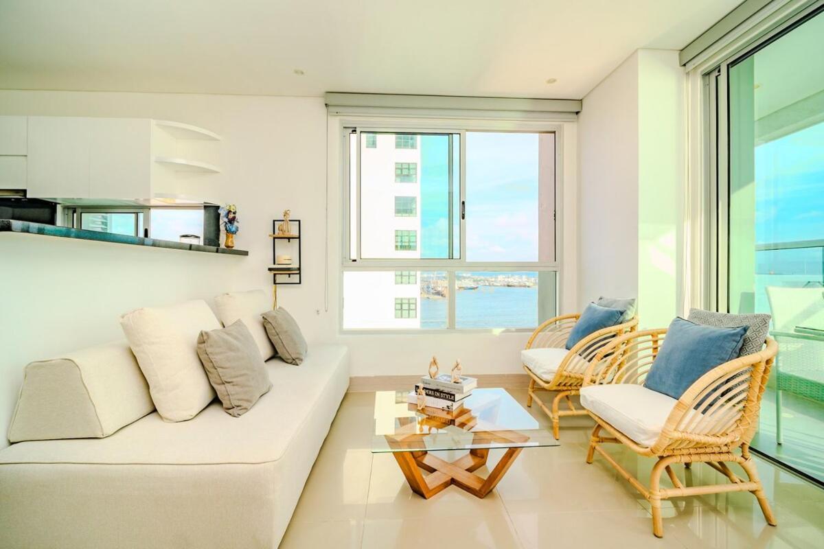 Luxury On 28th Floor - Seaview Apartment *