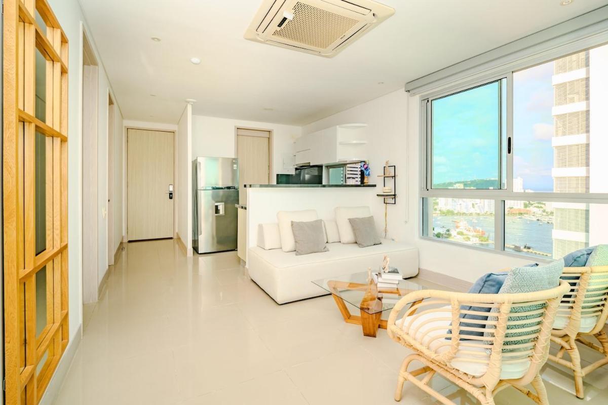 Apartment Luxury On 28th Floor - Seaview Cartagena