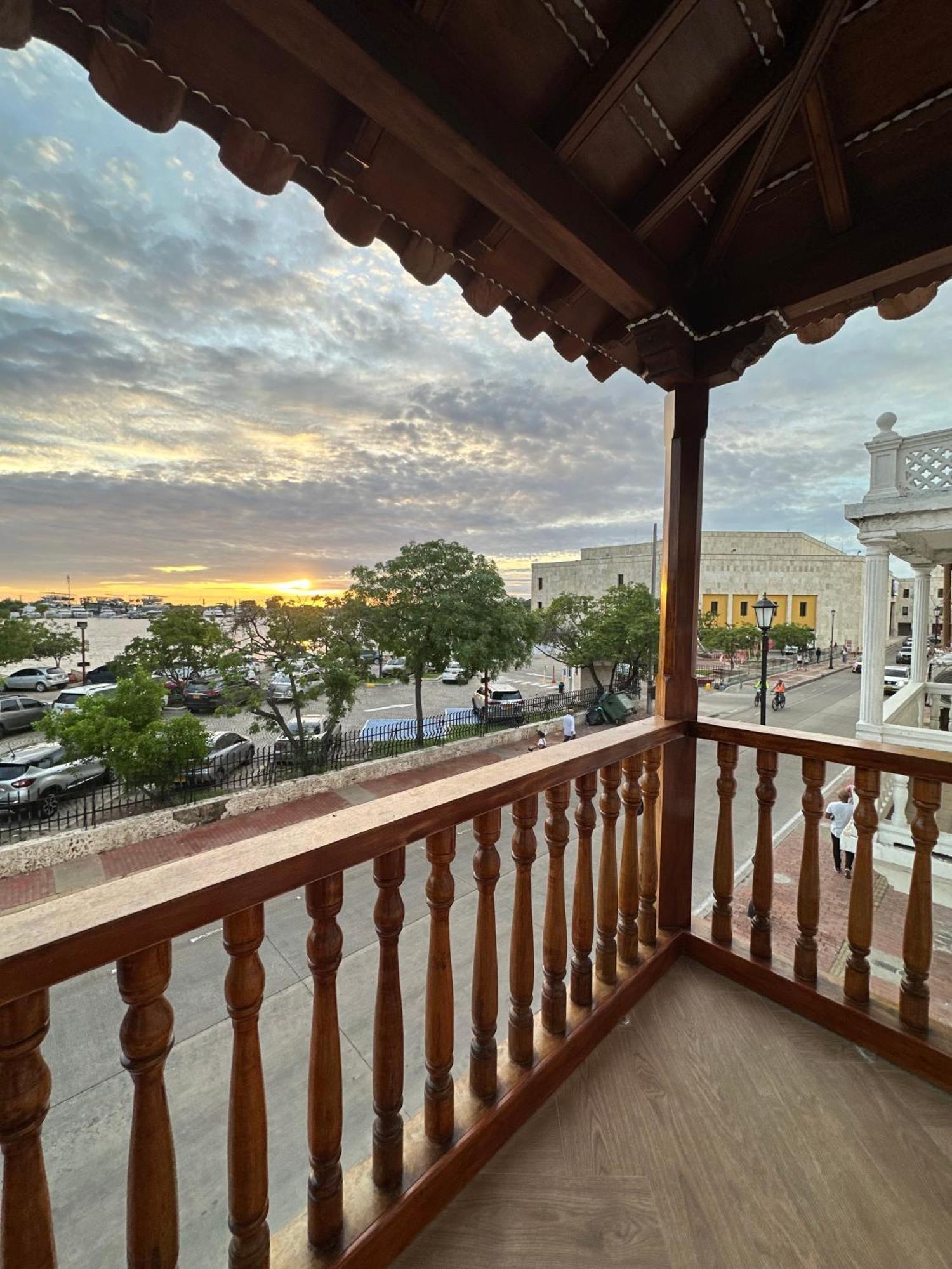 Casa Bugo Arsenal 4* Cartagena