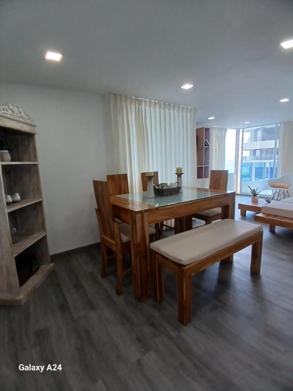 Apartment Dos Piso 4 *