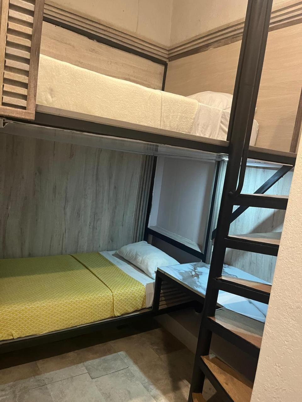 Albergue La Antigua Capsula Cartagena