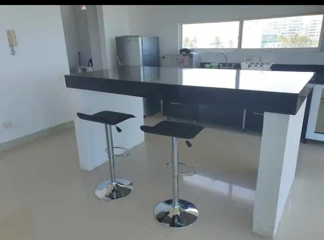Apartment Apartamento Luxury Playa Azul Cartagena Frente Al Mar 200M *