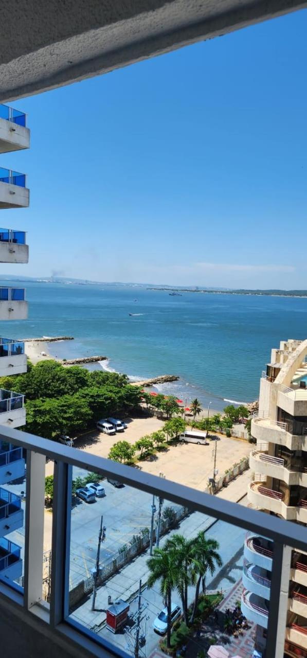 Apartment Con Vista Al Mar En El Laguito