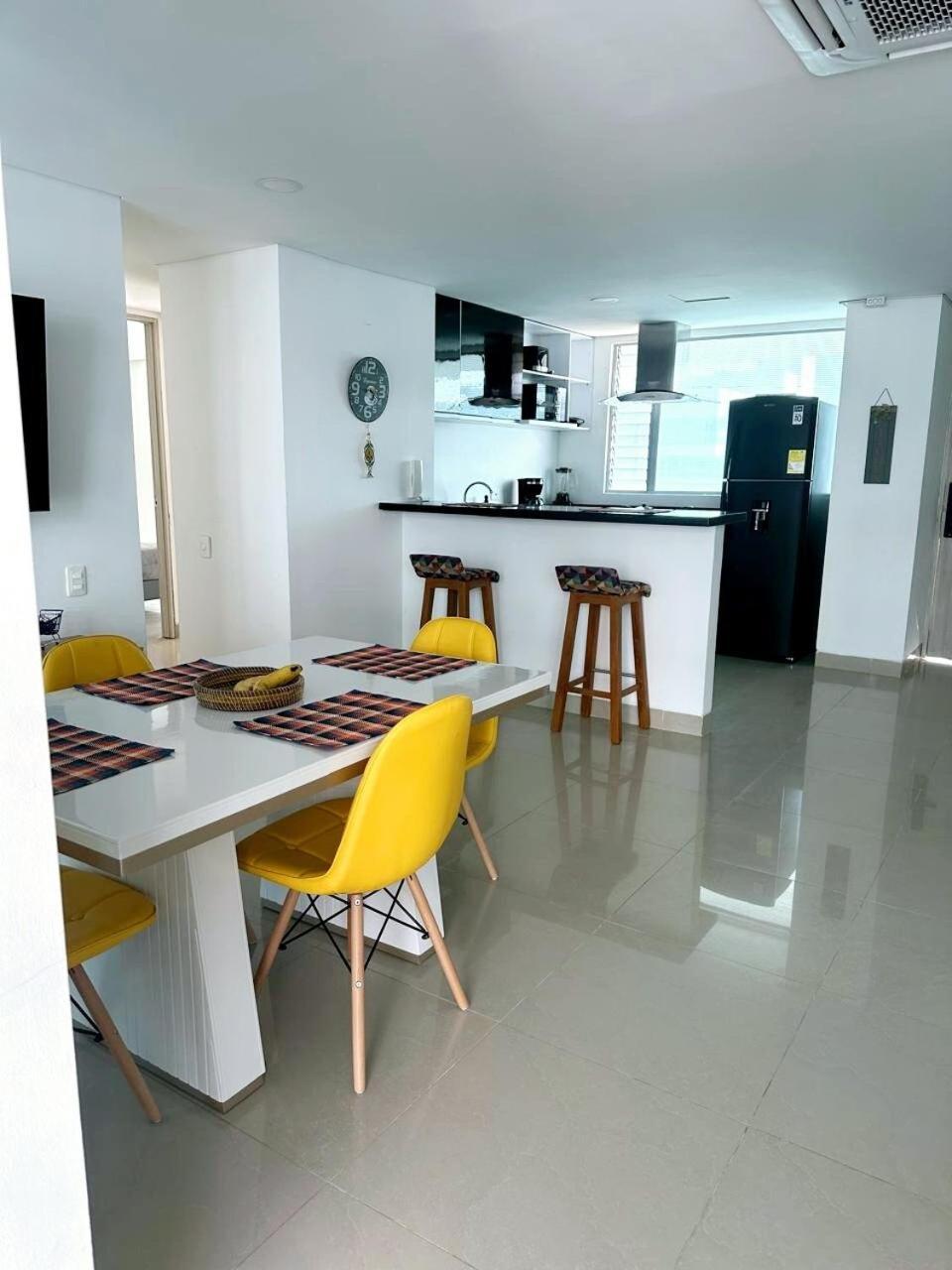 En Cartagena, Morros, Seaway, Boquilla Apartment