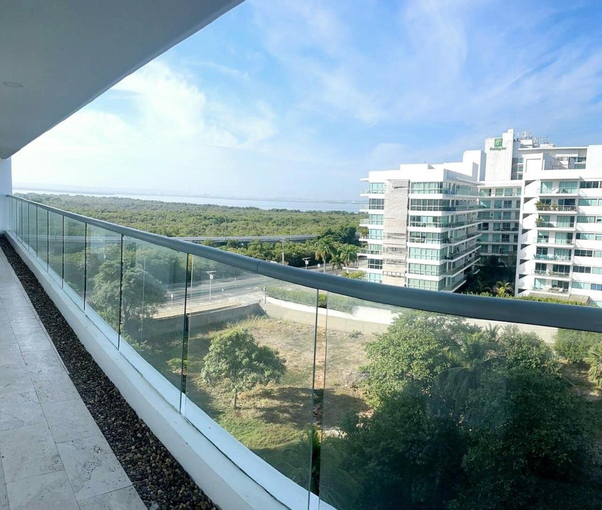 En Cartagena, Morros, Seaway, Boquilla Apartment