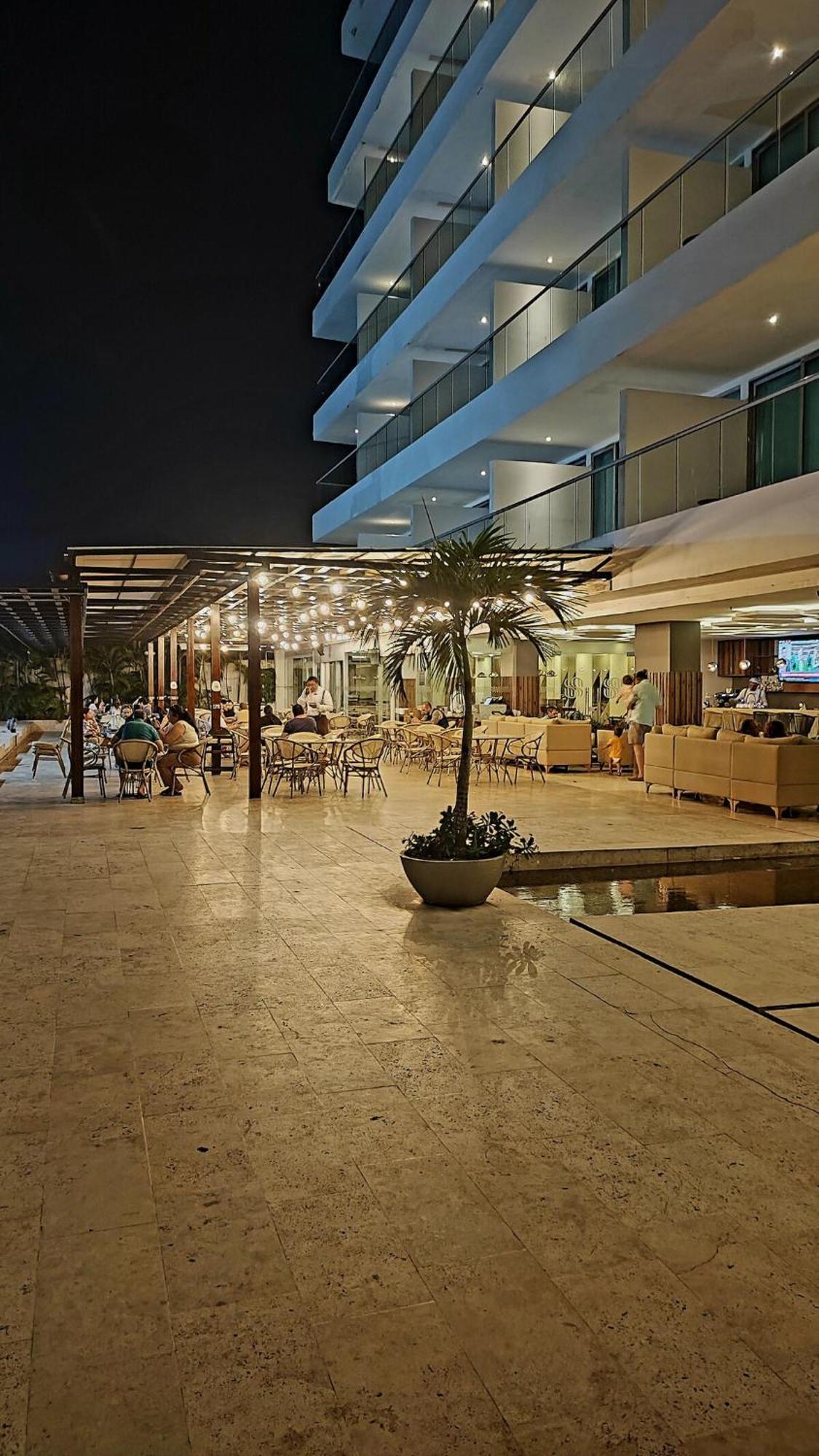 En Cartagena, Morros, Seaway, Boquilla Apartment