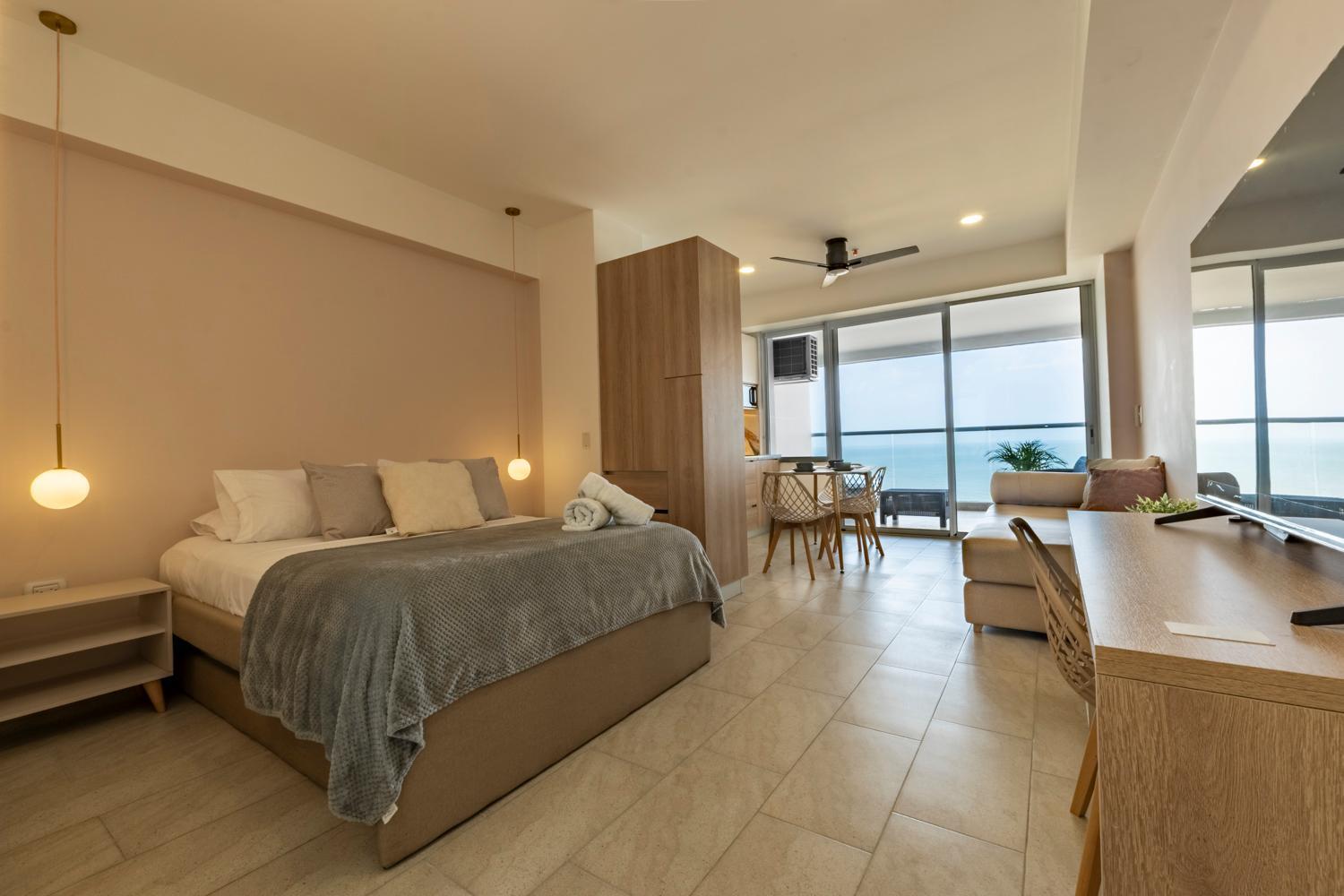Apartment Panoramic Oceanview Loft Near & Airport *