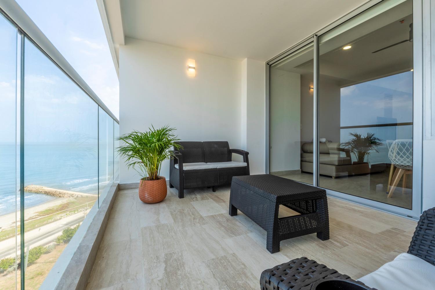Panoramic Oceanview Loft Near & Airport Apartment Cartagena