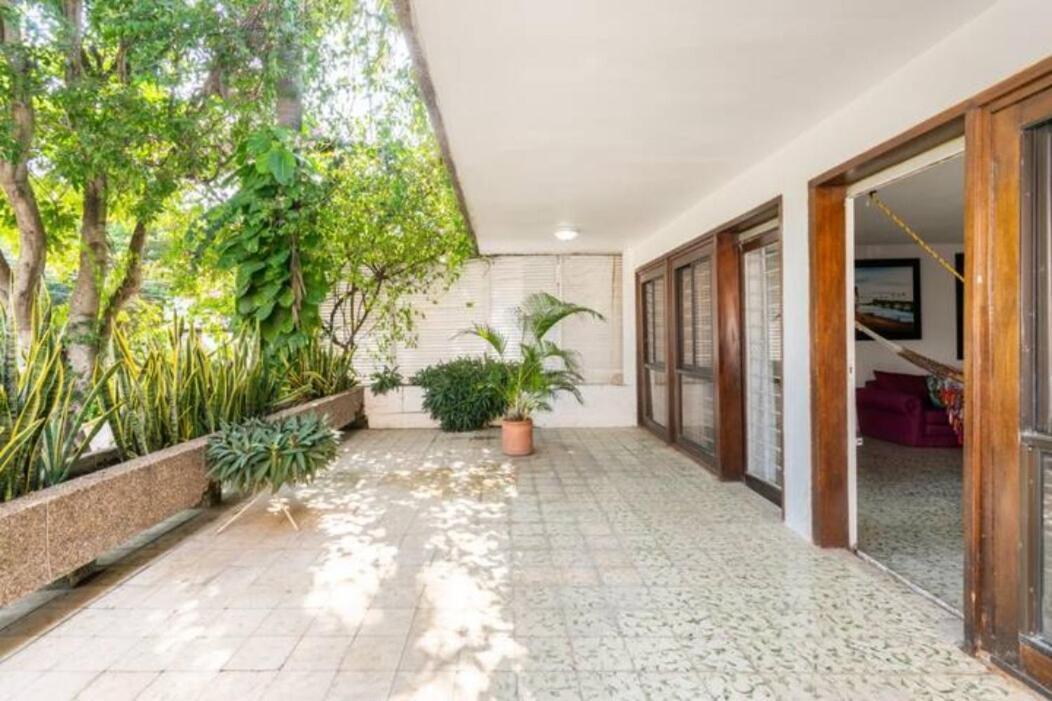 Casa Caribe, Excellent Location In Bocagrande