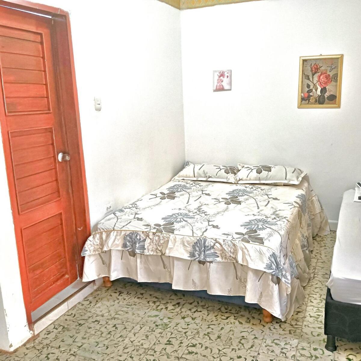 Casa Caribe, Excellent Location In Bocagrande * Cartagena