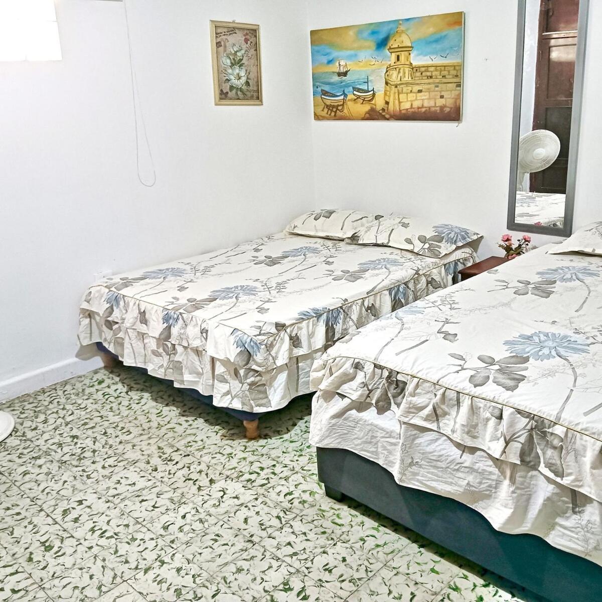 Casa Caribe, Excellent Location In Bocagrande Cartagena