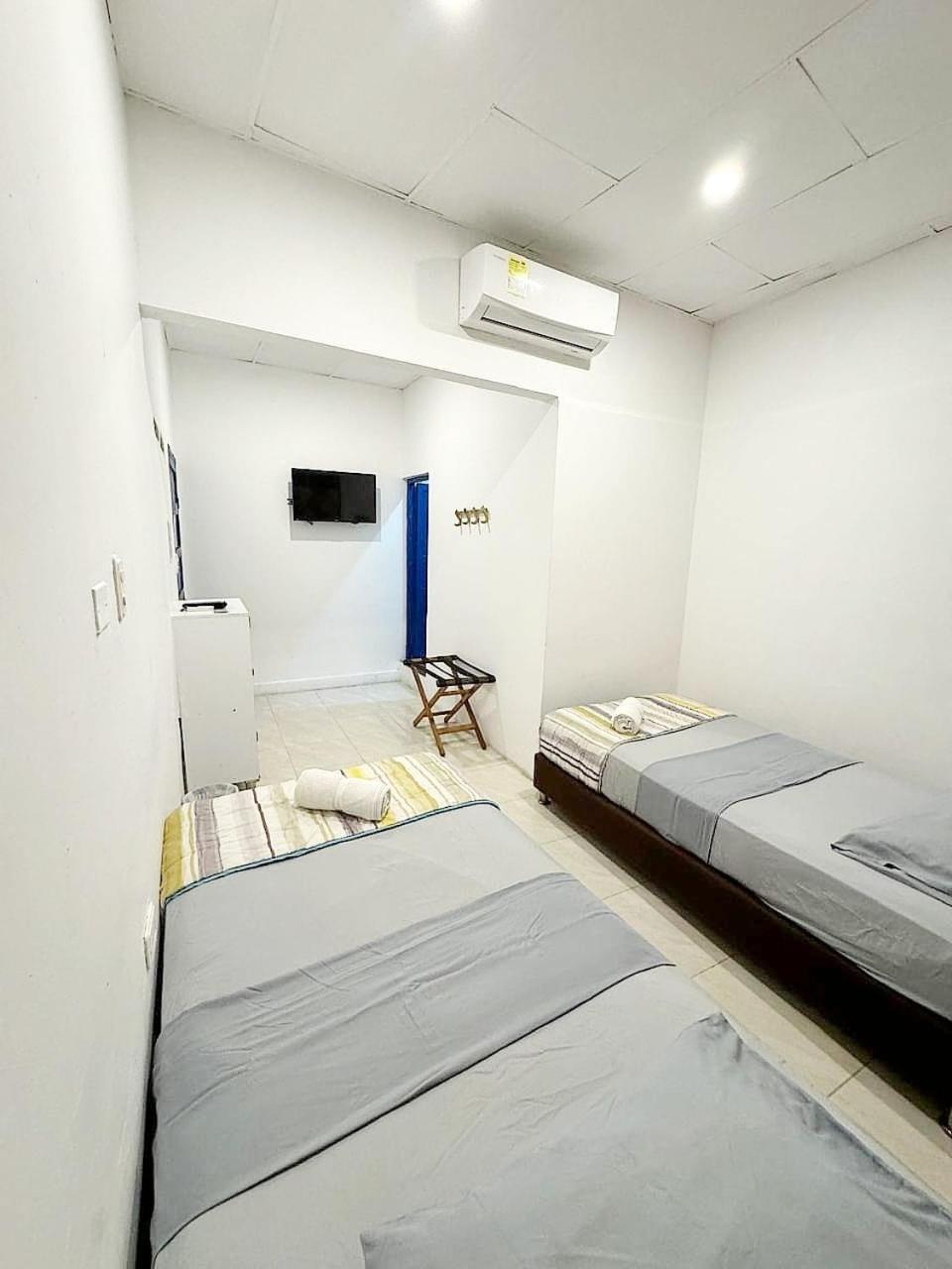 Albergue 1811 *