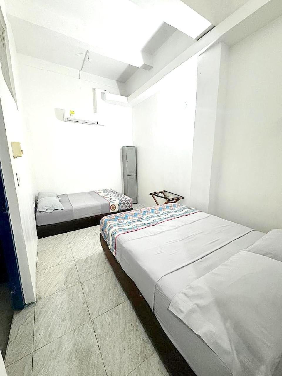 1811 * Cartagena