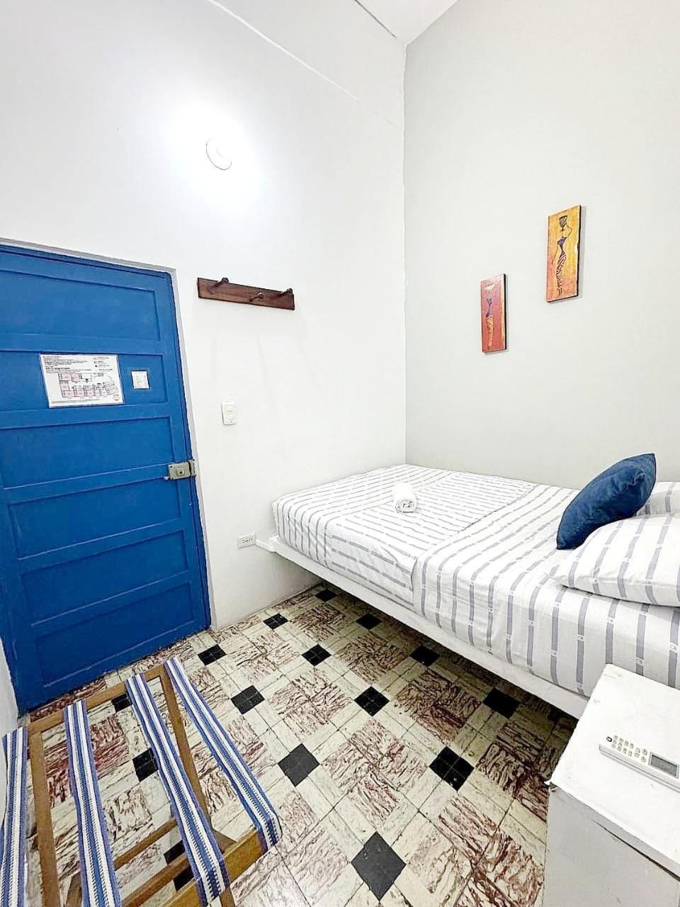Albergue 1811 *