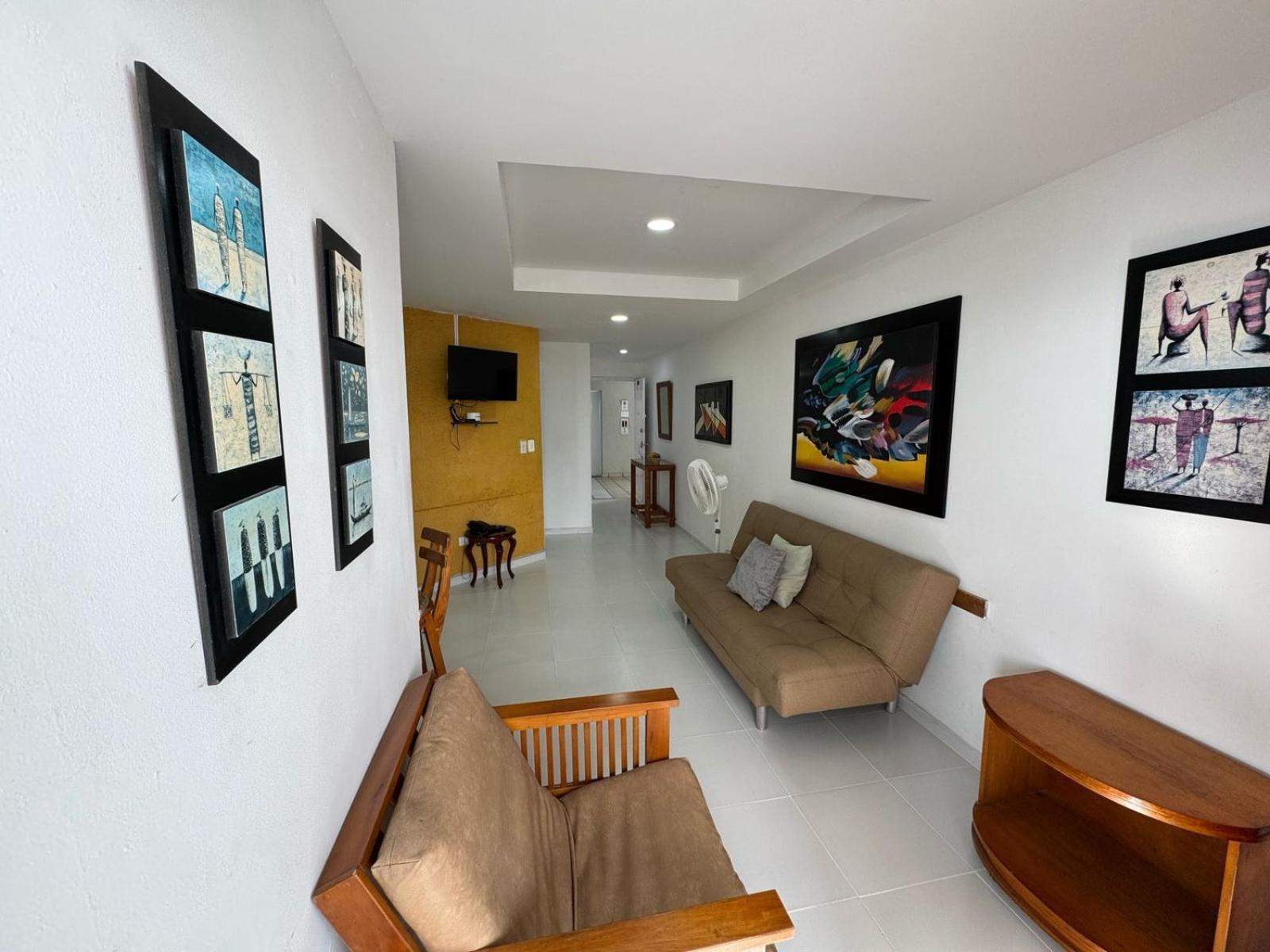 En Edificio Portofino Icdi * Cartagena