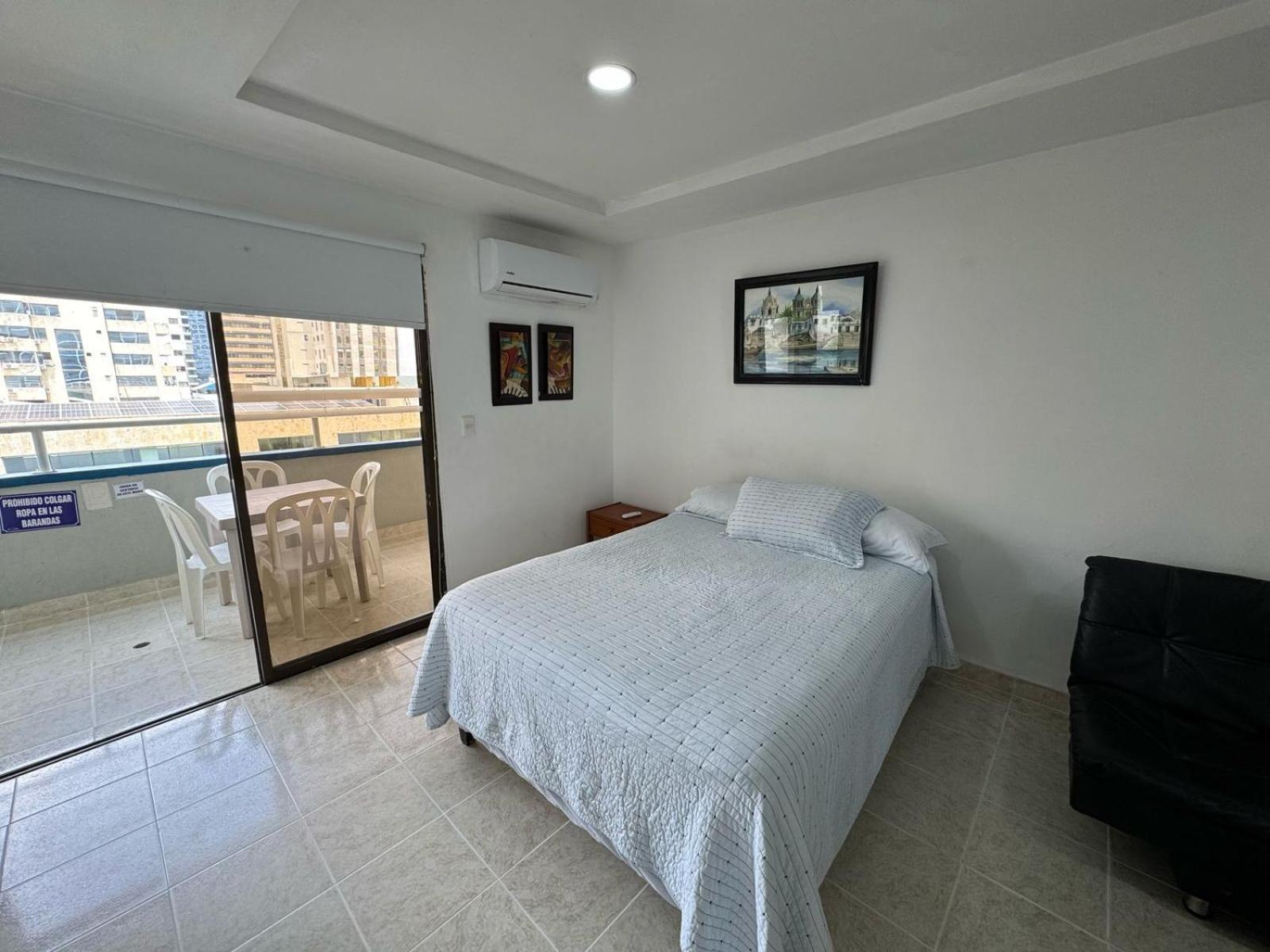 Apartamento En Edificio Portofino Icdi Cartagena