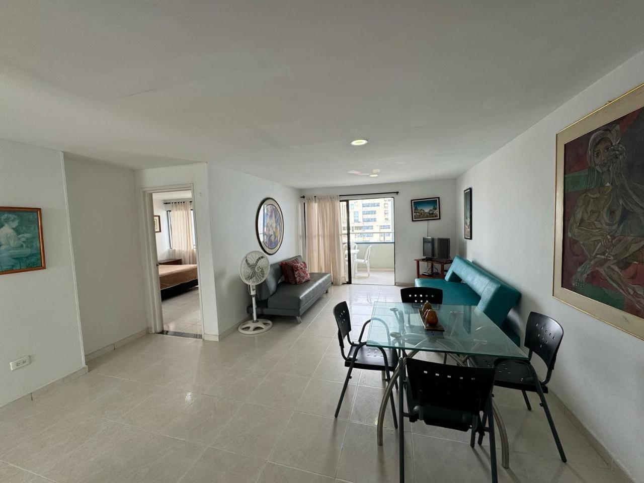 En Edificio Portofino Icdi Apartamento
