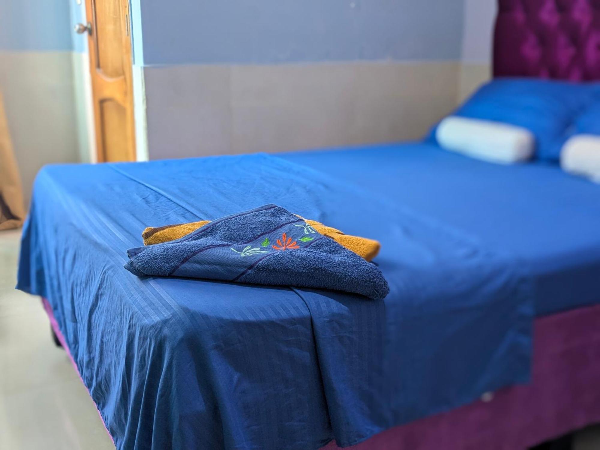 Me Quedo Aqui, Casa Cerca Del Aeropuerto De Cartagena! Homestay *