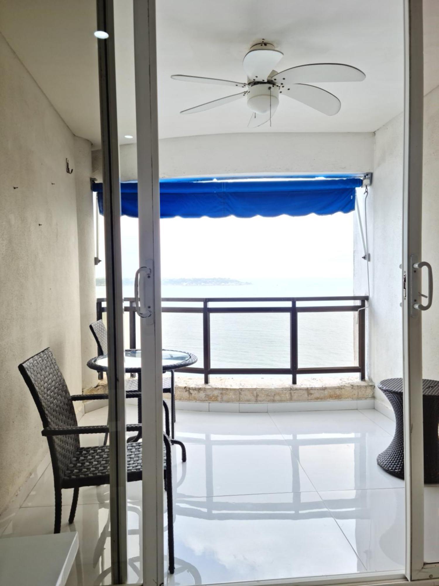 Apartment Con Vista Al Mar Torremarina Premium *