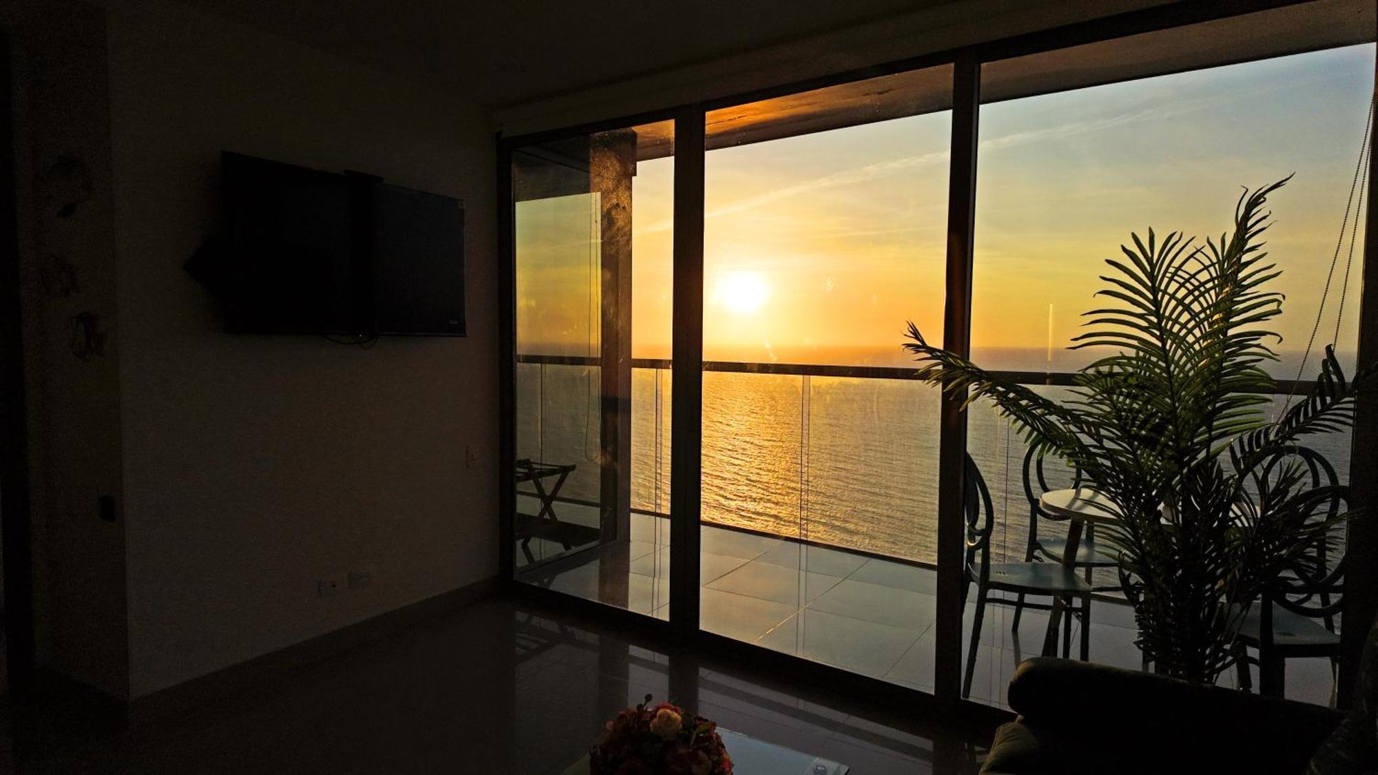 Beautiful . Incredible Ocean Views, Morros