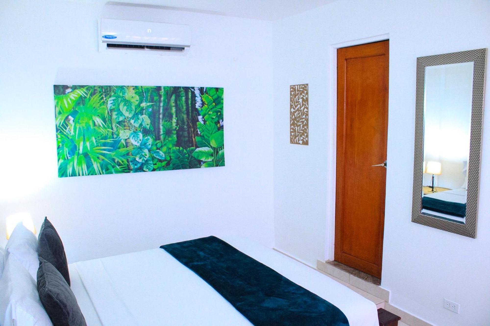 Hotel At The Park Cartagena