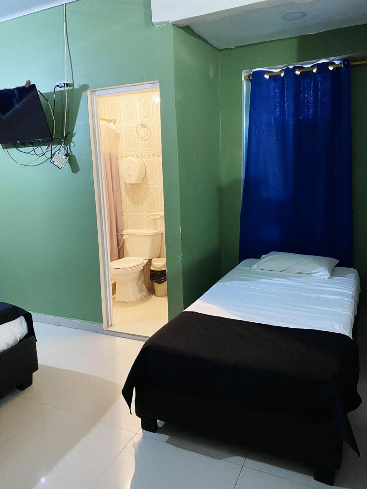 Neos Hotel
