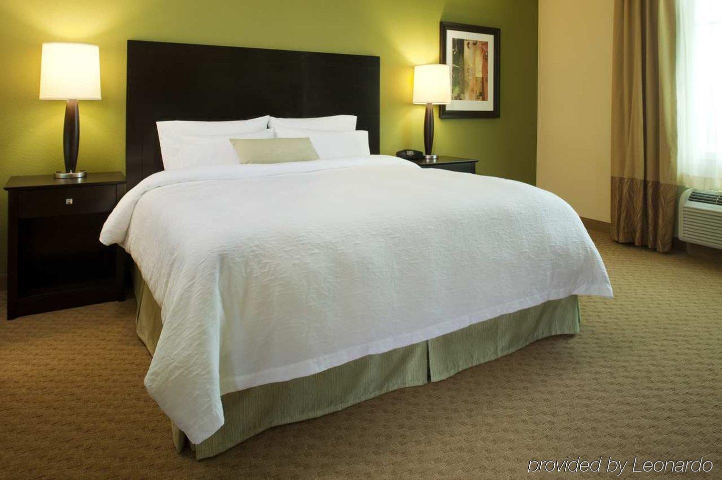 Hotel Hampton By Hilton 4*