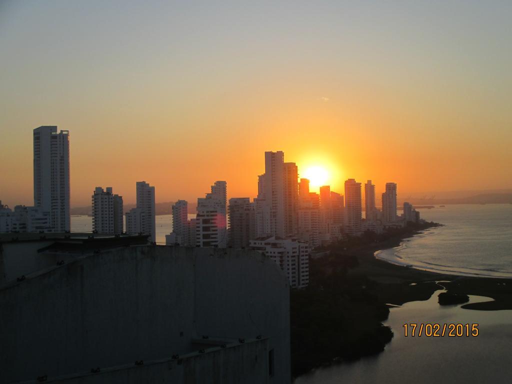Oceanfront Penthouse Apartamento